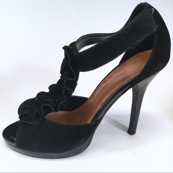 Miss Me Shoes - Miss Me? Black Ruffled Heels Size 8.5